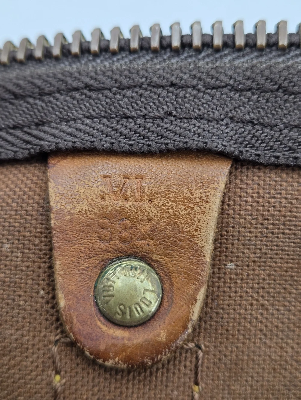 LOUIS VUITTON Monogram Keepall Bandouliere 45 Boston Bag.